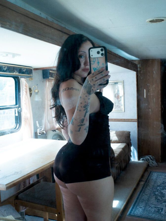 Noah Cyrus Big Ass Tight Black Bodysuit Trailer