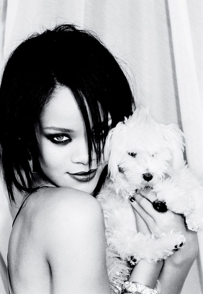 Rihanna Giant Magazine 2007 Ellen Von Unwerth Sexy Cleavage