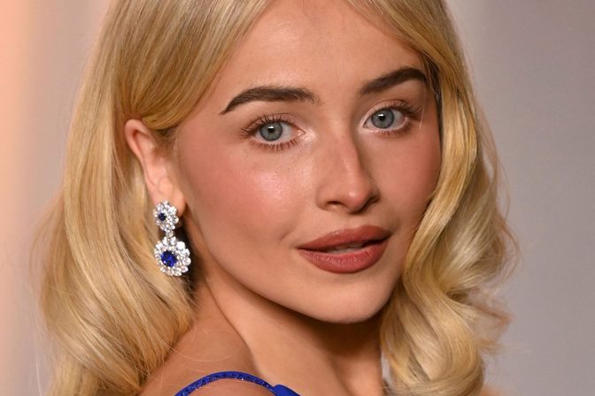 Sabrina Carpenter Giorgio Armani Blue Gown Academy Gala