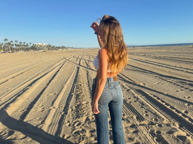 Sarbella Harris Sexy Cleavage Tight Jeans Beach Shoot