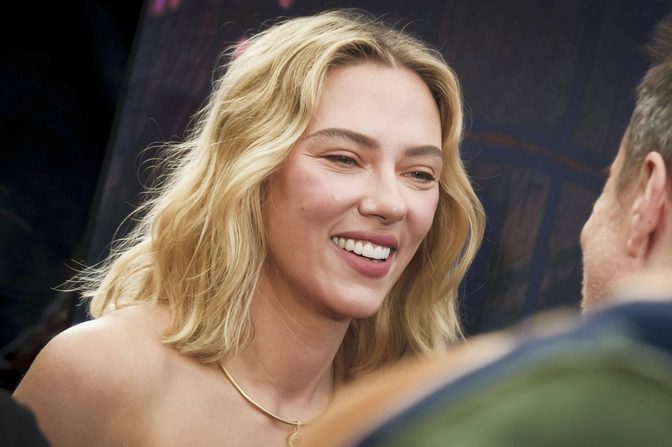 Scarlett Johansson Red Dress Ray Gunn Premiere