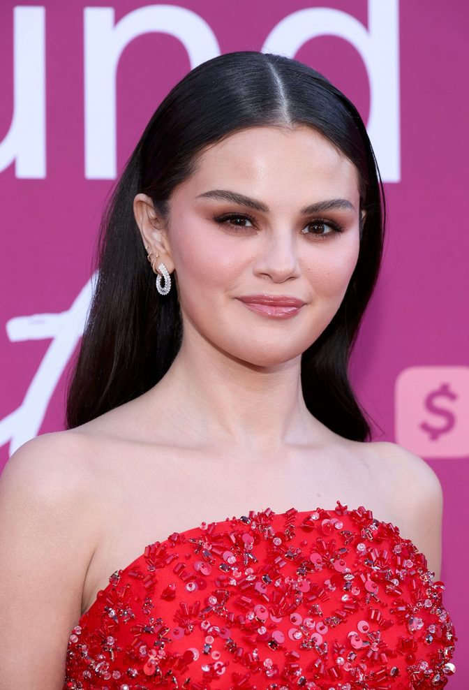 Selena Gomez Red Prada Dress Curves Rare Impact Benefit