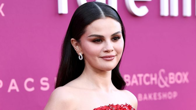Selena Gomez Red Prada Dress Curves Rare Impact Benefit
