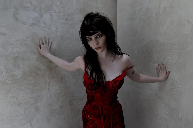 Sophie Thatcher Plico Magazine Sexy Cleavage Photoshoot