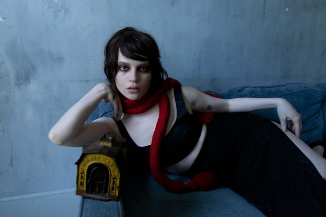 Sophie Thatcher Plico Magazine Sexy Cleavage Photoshoot