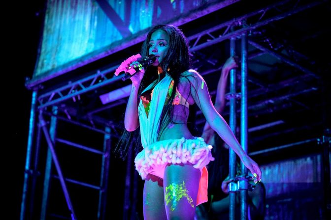 Tyla Neon Body Paint Fluffy Skirt Paris Concert