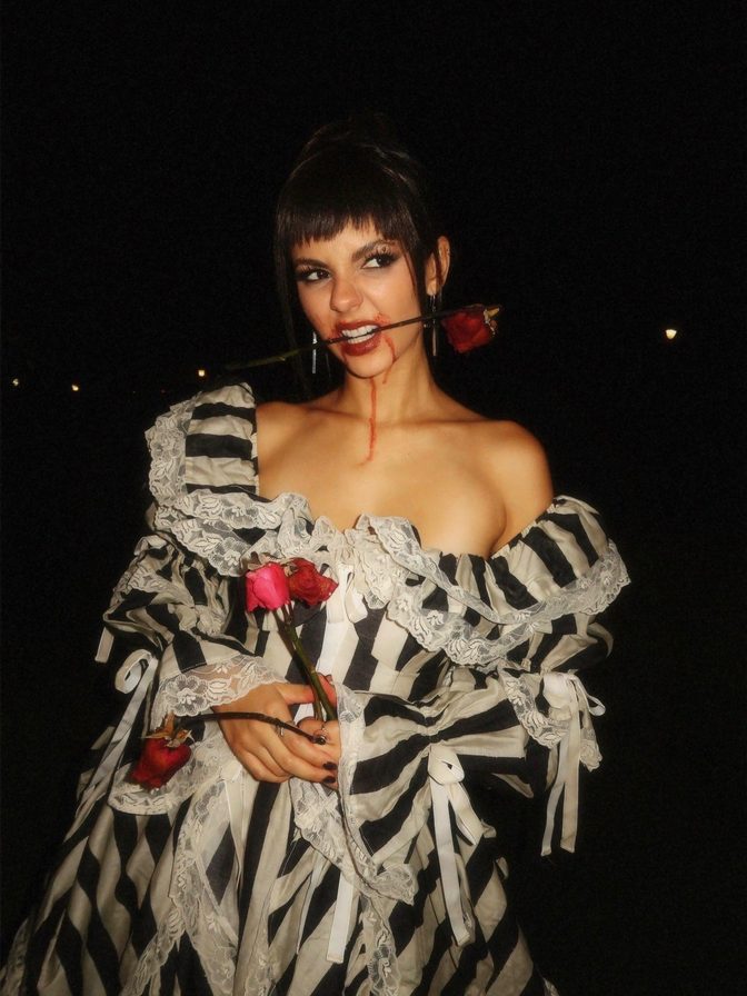 Victoria Justice Cleavage Striped Corset Gown Blood Roses Love Zombie.