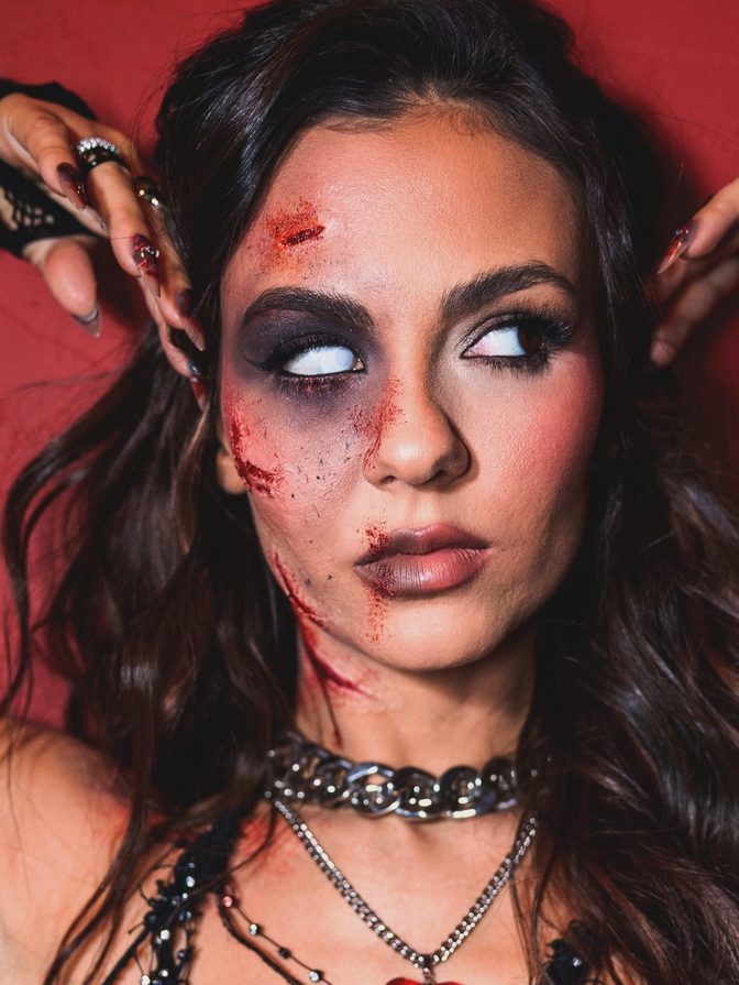 Victoria Justice Sexy Zombie Shredded Mesh Love Zombie